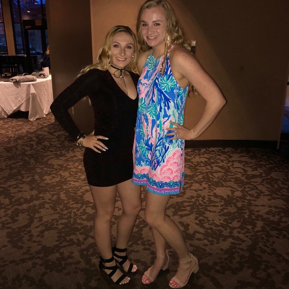 Meet your Posher, Amanda - Picture 3 of 7